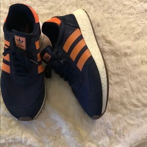 Adidas  Die Marke Mit Den 3 Streifen Runner 9 1/2
